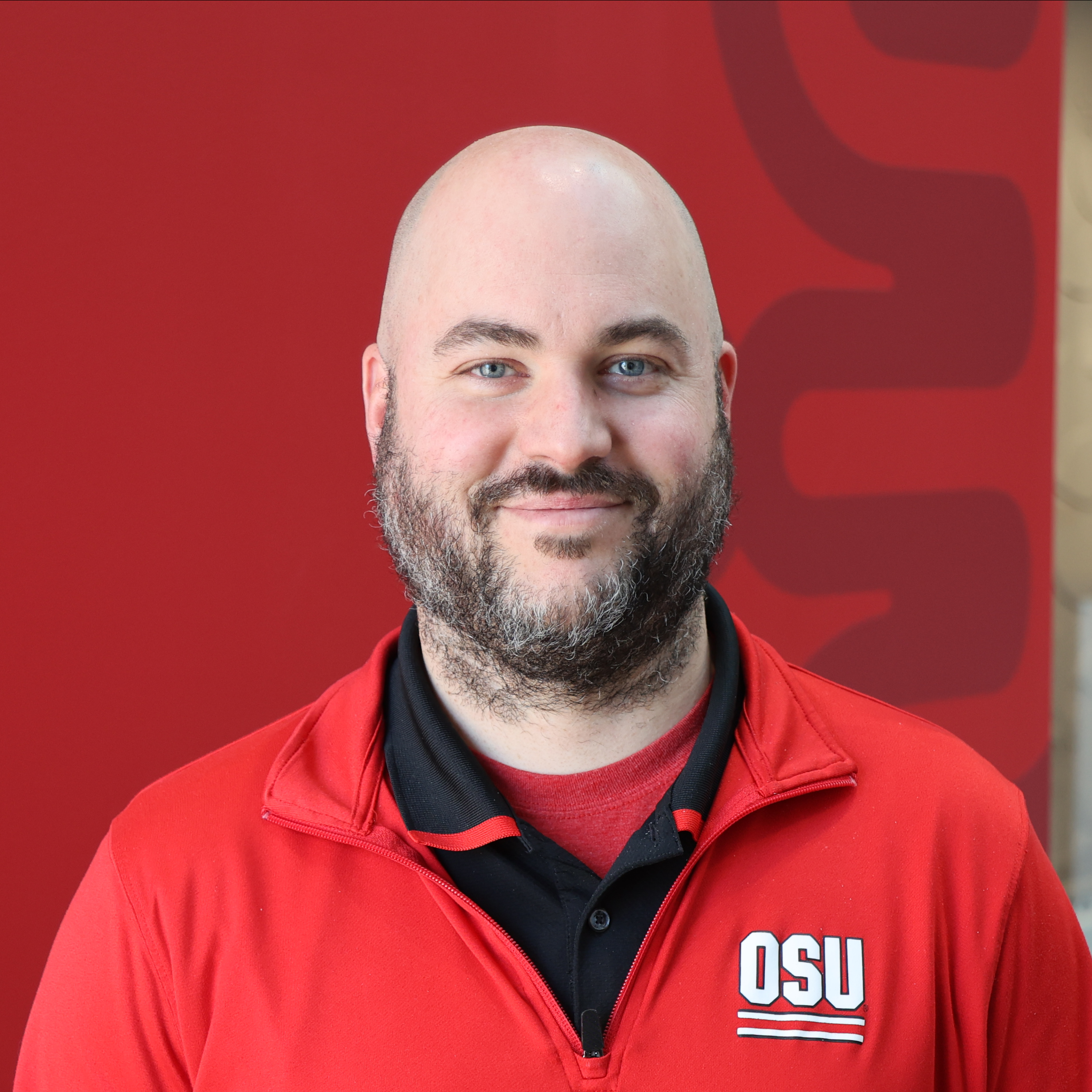 Headshot of employee Tony Dickman