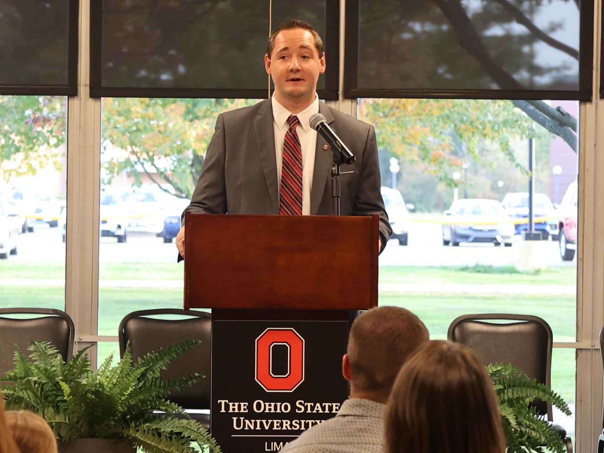 Billy Foster speaks at the 2024 Alumni Awards at Ohio State Lima