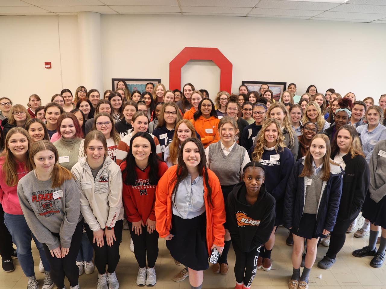 Group of students in front of the Block O