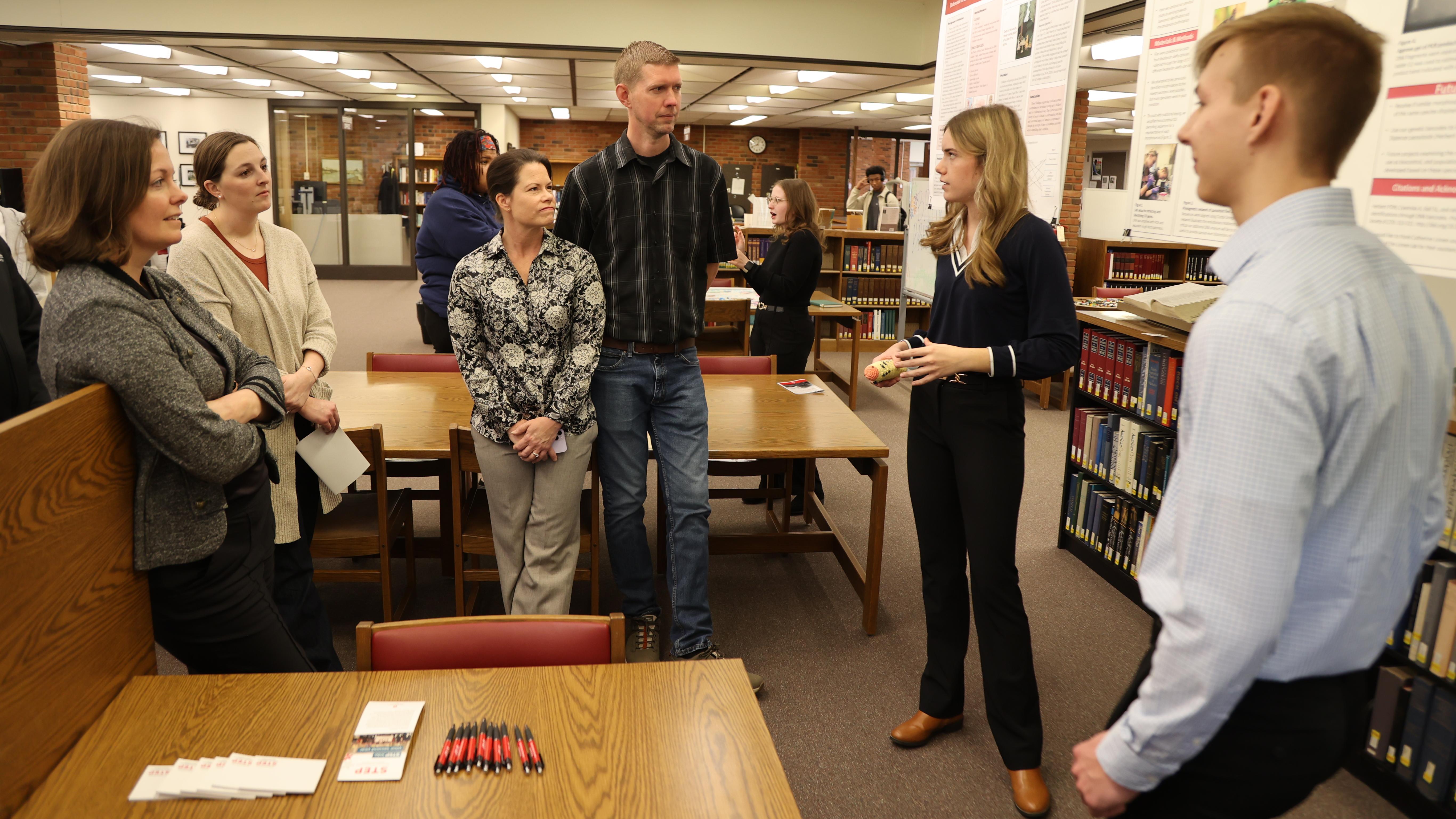 Two undergraduate researchers answer questions about their projects