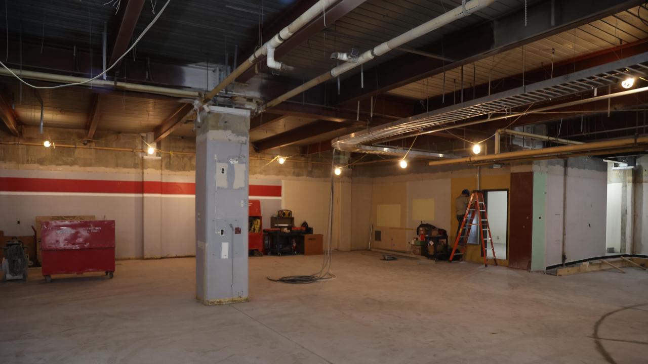 Column in cleared area of Galvin basement 2023-01-13-3